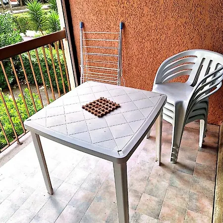 T2 Familial Climatise A Pied Parking Prive Apartament